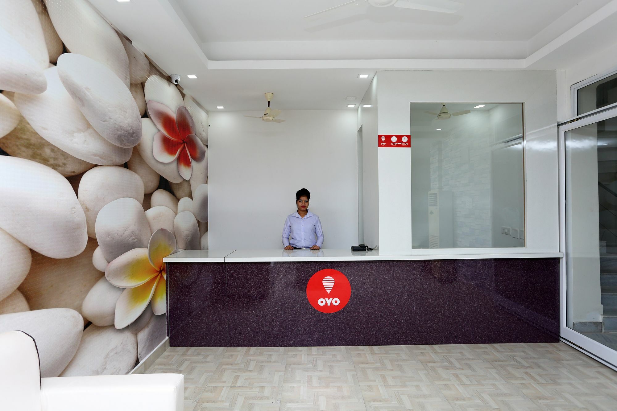 Super Townhouse Best Inn Khandagiri Exterior photo